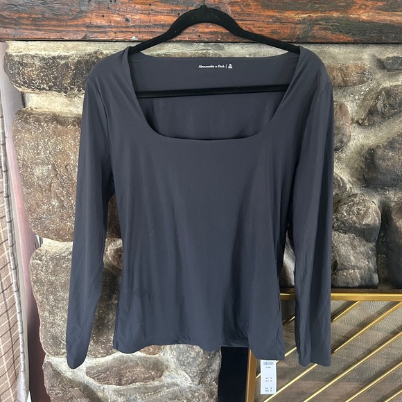 NWT Abercrombie Soft Matte Seamless Long-Sleeve Squareneck Top XL - Picture 3 of 5